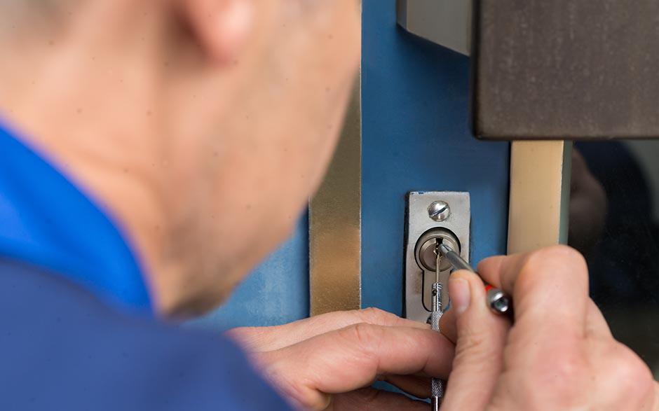 artisan serrurier pas cher Clichy
